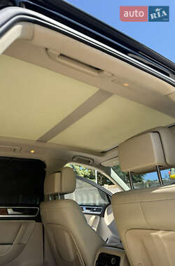 Внедорожник / Кроссовер Volkswagen Touareg 2010 в 