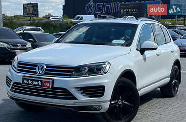 Позашляховик / Кросовер Volkswagen Touareg 2016 в Львові
