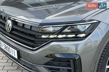 Внедорожник / Кроссовер Volkswagen Touareg 2022 в 