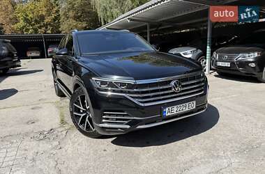 Позашляховик / Кросовер Volkswagen Touareg 2022 в  фото 26 Позашляховик / Кросовер Volkswagen Touareg 2022 в