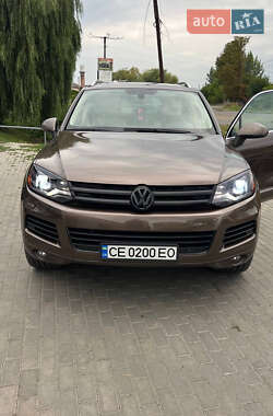 Позашляховик / Кросовер Volkswagen Touareg 2010 в Новоселиці