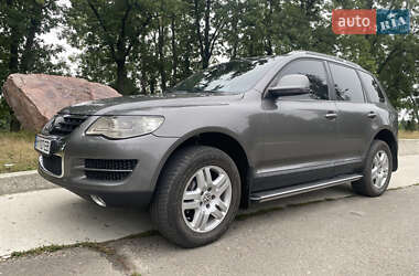 Позашляховик / Кросовер Volkswagen Touareg 2009 в Сумах