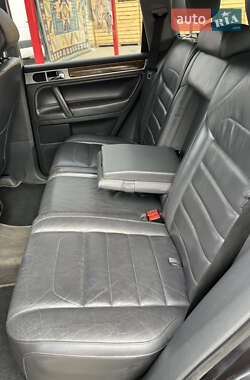 Внедорожник / Кроссовер Volkswagen Touareg 2008 в 