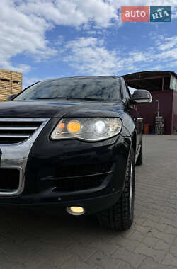 Внедорожник / Кроссовер Volkswagen Touareg 2008 в 