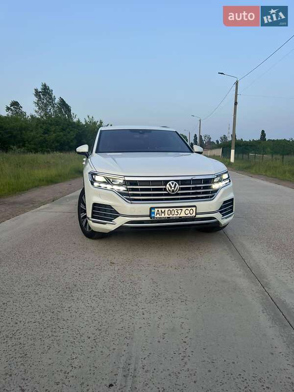Внедорожник / Кроссовер Volkswagen Touareg 2018 в Коростене фото 12 Внедорожник / Кроссовер Volkswagen Touareg 2018 в Коростене