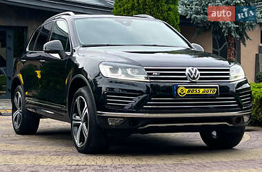 Позашляховик / Кросовер Volkswagen Touareg 2018 в Львові