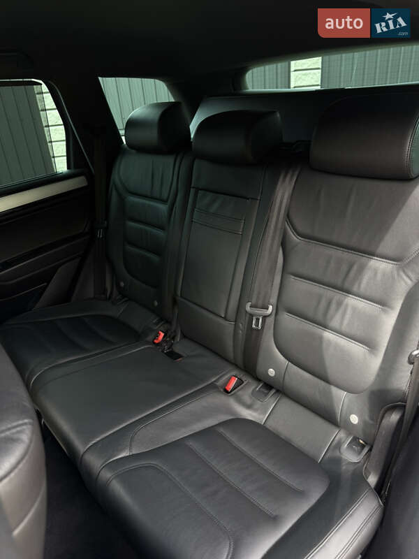 Внедорожник / Кроссовер Volkswagen Touareg 2014 в Луцке фото 15 Внедорожник / Кроссовер Volkswagen Touareg 2014 в Луцке