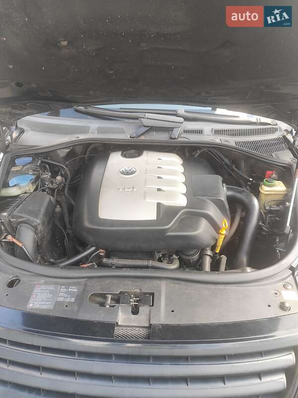 Позашляховик / Кросовер Volkswagen Touareg 2006 в Києві фото 15 Позашляховик / Кросовер Volkswagen Touareg 2006 в Києві