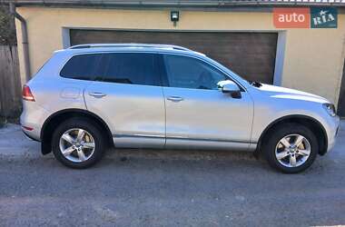 Позашляховик / Кросовер Volkswagen Touareg 2012 в Одесі