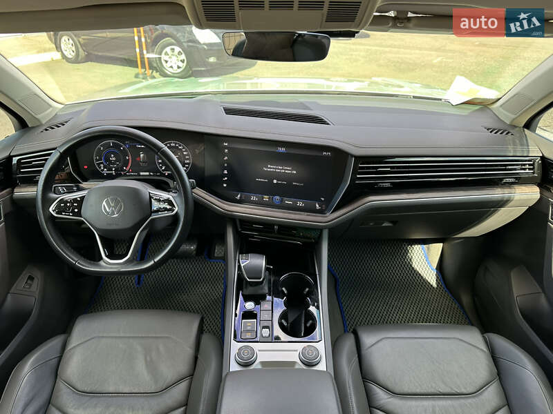 Позашляховик / Кросовер Volkswagen Touareg 2020 в Києві фото 25 Позашляховик / Кросовер Volkswagen Touareg 2020 в Києві