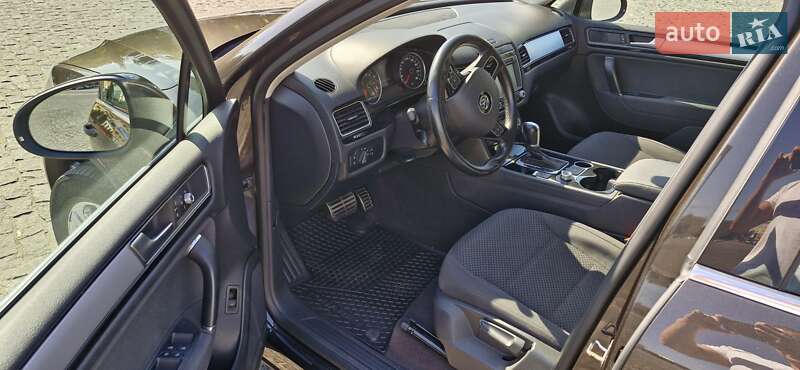Внедорожник / Кроссовер Volkswagen Touareg 2015 в Харькове фото 12 Внедорожник / Кроссовер Volkswagen Touareg 2015 в Харькове