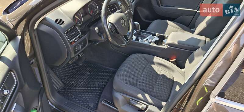 Внедорожник / Кроссовер Volkswagen Touareg 2015 в Харькове фото 20 Внедорожник / Кроссовер Volkswagen Touareg 2015 в Харькове