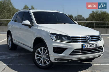 Позашляховик / Кросовер Volkswagen Touareg 2014 в Києві