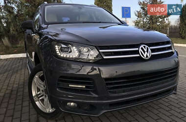 Внедорожник / Кроссовер Volkswagen Touareg 2011 в Мостиске