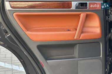 Внедорожник / Кроссовер Volkswagen Touareg 2008 в 