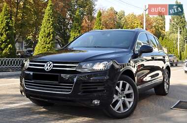 Позашляховик / Кросовер Volkswagen Touareg 2014 в Одесі