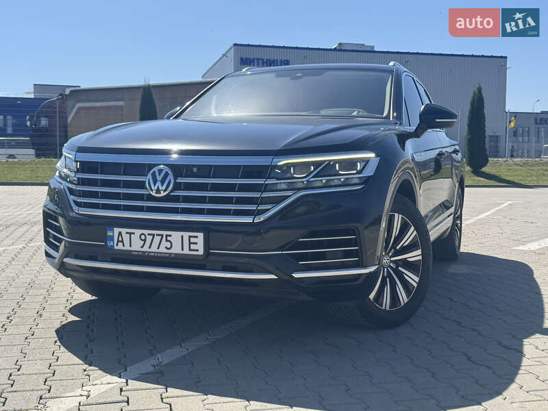 Внедорожник / Кроссовер Volkswagen Touareg 2018 в Коломые