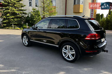 Внедорожник / Кроссовер Volkswagen Touareg 2013 в Тернополе