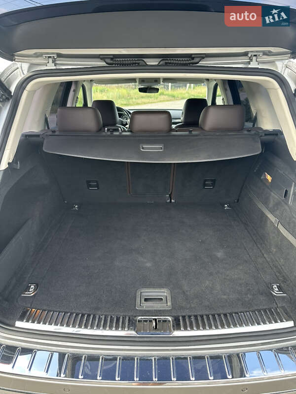 Позашляховик / Кросовер Volkswagen Touareg 2017 в Києві фото 12 Позашляховик / Кросовер Volkswagen Touareg 2017 в Києві