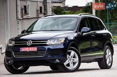 Позашляховик / Кросовер Volkswagen Touareg 2014 в Нововолинську