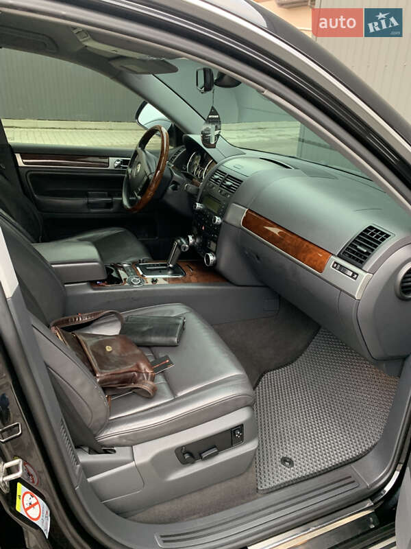 Внедорожник / Кроссовер Volkswagen Touareg 2008 в Ивано-Франковске