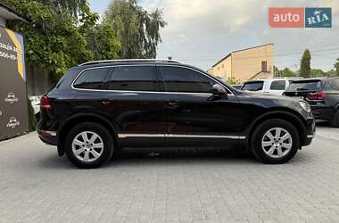 Внедорожник / Кроссовер Volkswagen Touareg 2017 в 