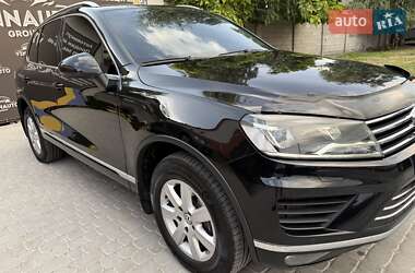 Внедорожник / Кроссовер Volkswagen Touareg 2017 в 