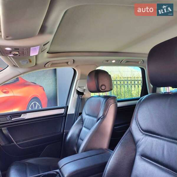 Внедорожник / Кроссовер Volkswagen Touareg 2016 в Коростене фото 11 Внедорожник / Кроссовер Volkswagen Touareg 2016 в Коростене