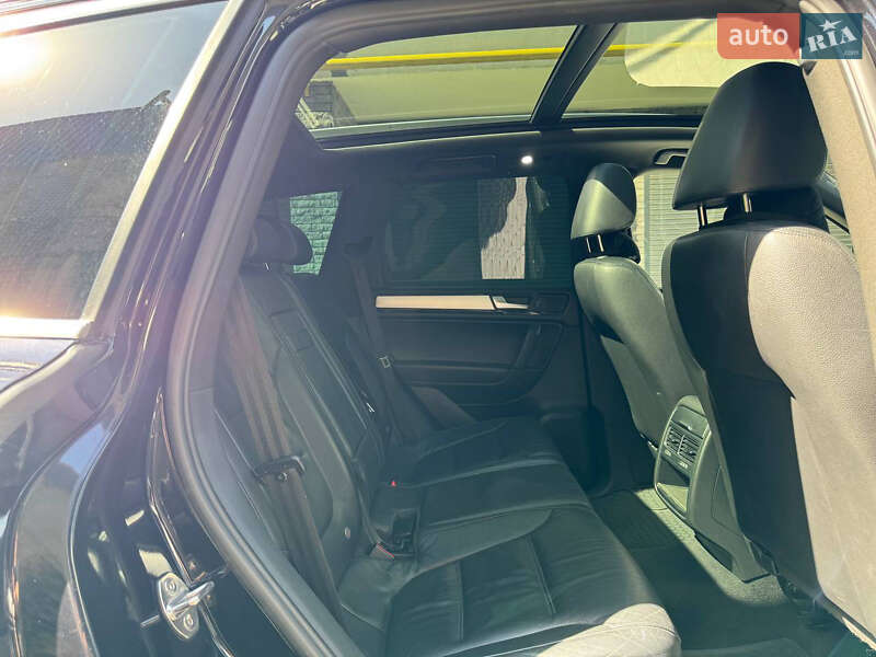 Позашляховик / Кросовер Volkswagen Touareg 2010 в Хмельницькому