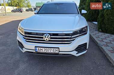 Внедорожник / Кроссовер Volkswagen Touareg 2020 в Житомире