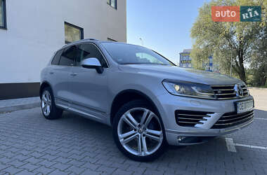 Внедорожник / Кроссовер Volkswagen Touareg 2017 в Хмельницком