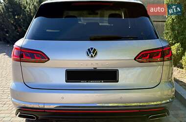 Внедорожник / Кроссовер Volkswagen Touareg 2021 в 