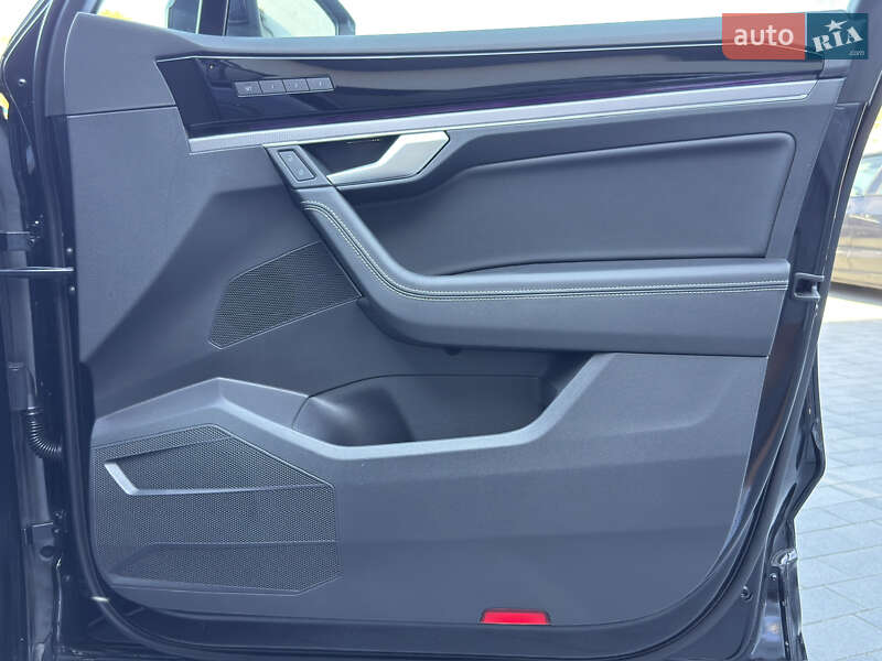 Внедорожник / Кроссовер Volkswagen Touareg 2022 в Черновцах