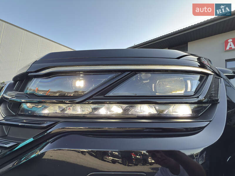 Внедорожник / Кроссовер Volkswagen Touareg 2022 в Черновцах