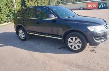 Позашляховик / Кросовер Volkswagen Touareg 2008 в Рівному