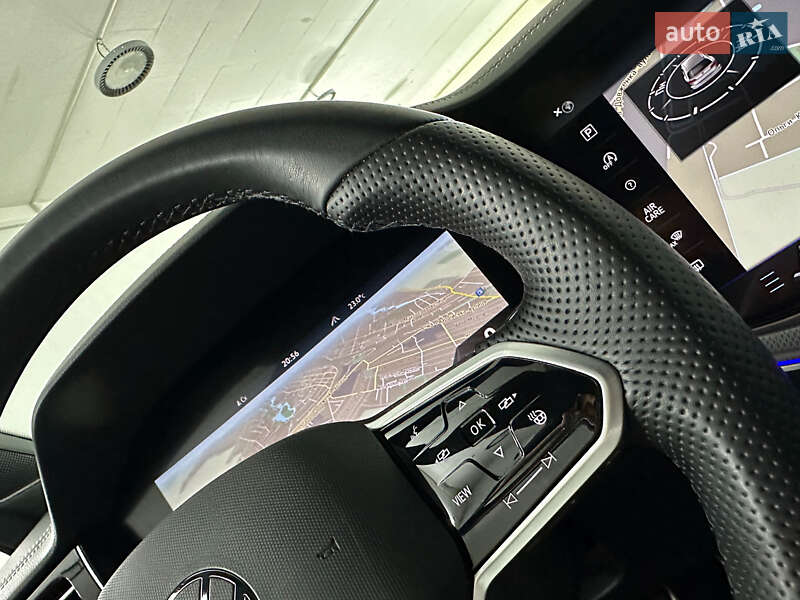 Позашляховик / Кросовер Volkswagen Touareg 2022 в Козятині