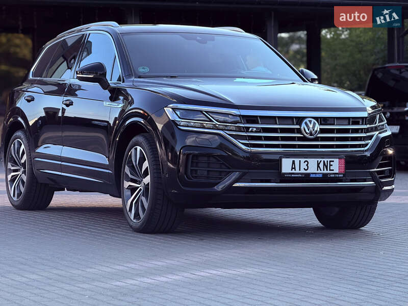 Внедорожник / Кроссовер Volkswagen Touareg 2019 в Ровно