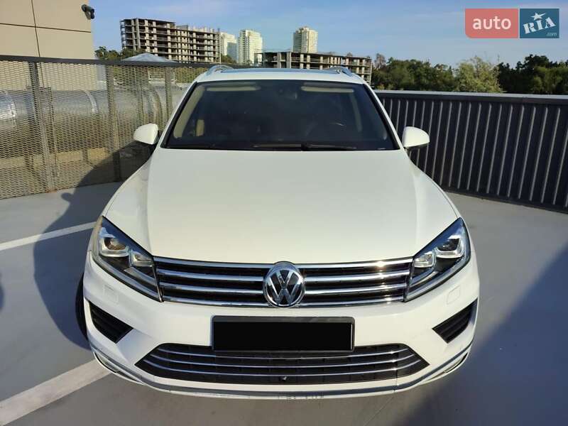 Внедорожник / Кроссовер Volkswagen Touareg 2015 в Киеве фото 5 Внедорожник / Кроссовер Volkswagen Touareg 2015 в Киеве