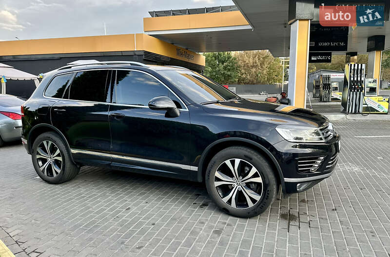 Внедорожник / Кроссовер Volkswagen Touareg 2018 в Днепре