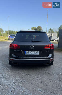 Внедорожник / Кроссовер Volkswagen Touareg 2016 в 