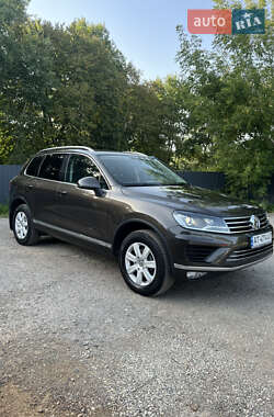 Внедорожник / Кроссовер Volkswagen Touareg 2016 в 