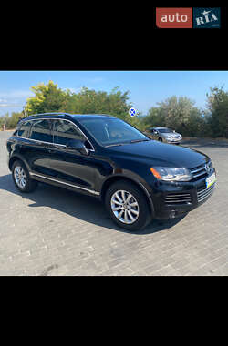 Внедорожник / Кроссовер Volkswagen Touareg 2012 в Одессе