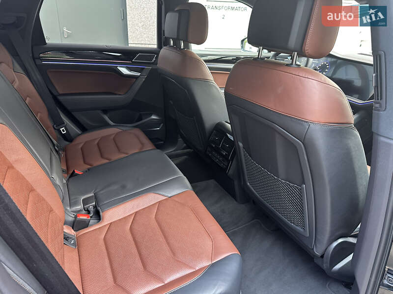 Внедорожник / Кроссовер Volkswagen Touareg 2024 в Киеве фото 15 Внедорожник / Кроссовер Volkswagen Touareg 2024 в Киеве