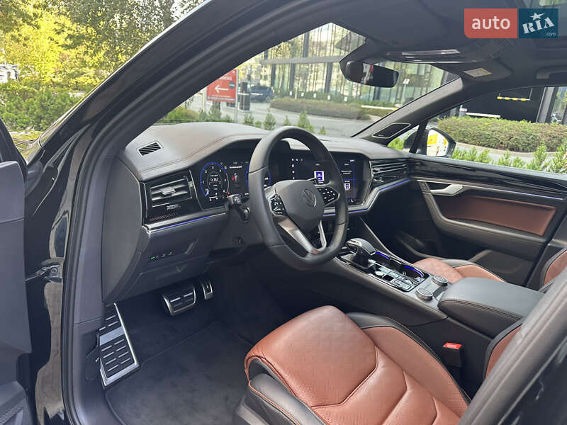 Внедорожник / Кроссовер Volkswagen Touareg 2024 в Киеве фото 17 Внедорожник / Кроссовер Volkswagen Touareg 2024 в Киеве