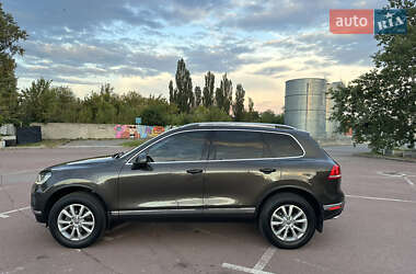 Внедорожник / Кроссовер Volkswagen Touareg 2017 в 