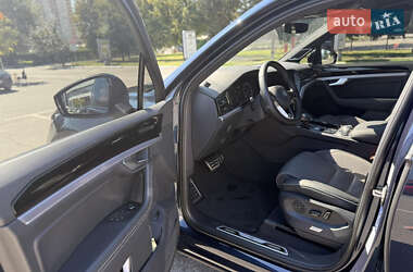 Внедорожник / Кроссовер Volkswagen Touareg 2023 в 