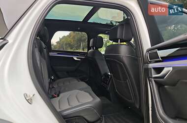 Внедорожник / Кроссовер Volkswagen Touareg 2023 в 