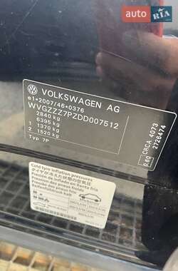 Внедорожник / Кроссовер Volkswagen Touareg 2012 в 