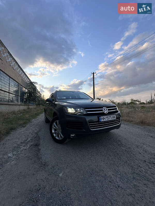 Внедорожник / Кроссовер Volkswagen Touareg 2013 в Одессе фото 4 Внедорожник / Кроссовер Volkswagen Touareg 2013 в Одессе