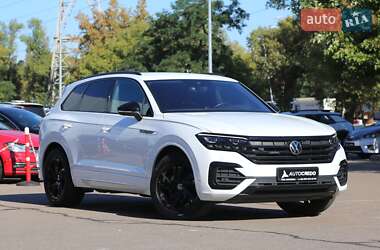 Внедорожник / Кроссовер Volkswagen Touareg 2023 в Киеве